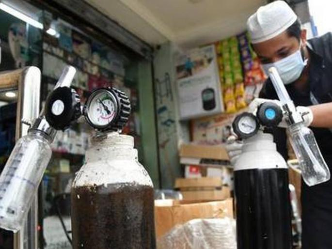 Oxygen shortage in private hospital! | खासगी रुग्णालयात ऑक्सिजनचा तुटवडा! Oxygen shortage in private hospital! | खासगी रुग्णालयात ऑक्सिजनचा तुटवडा!