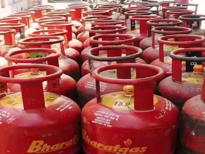 Waiting customers will be given priority for cylinders, delivery will be smooth in 3-4 days, Pune District Administration informs | वेटिंगवरील ग्राहकांना सिलिंडरसाठी प्राधान्य, ३-४ दिवसांत वितरण सुरळीत होणार, पुणे जिल्हा प्रशासनाची माहिती Waiting customers will be given priority for cylinders, delivery will be smooth in 3-4 days, Pune District Administration informs | वेटिंगवरील ग्राहकांना सिलिंडरसाठी प्राधान्य, ३-४ दिवसांत वितरण सुरळीत होणार, पुणे जिल्हा प्रशासनाची माहिती