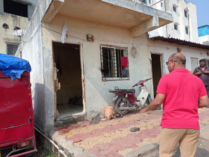 explosion of cylinder gas in pimple gurav of pimpri both seriously injured | पिंपरीच्या पिंपळे गुरवमध्ये सिलिंडर गॅसचा स्फोट; दोघे गंभीर जखमी explosion of cylinder gas in pimple gurav of pimpri both seriously injured | पिंपरीच्या पिंपळे गुरवमध्ये सिलिंडर गॅसचा स्फोट; दोघे गंभीर जखमी