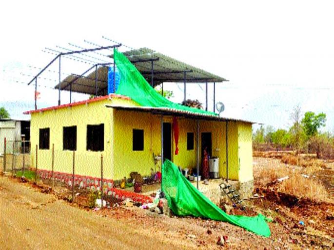 Palghar, Wada, Dahanu gas crush by vayu cylone | पालघर,वाडा, डहाणूला वायूचा तडाखा