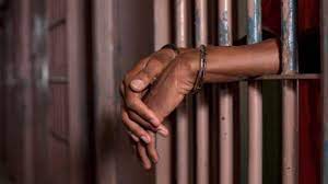 Imposed motherhood on a minor girl through an affair; Life imprisonment | प्रेमसंबंधातून अल्पवयीन मुलीवर लादले मातृत्व; नराधमाला जन्मठेप Imposed motherhood on a minor girl through an affair; Life imprisonment | प्रेमसंबंधातून अल्पवयीन मुलीवर लादले मातृत्व; नराधमाला जन्मठेप