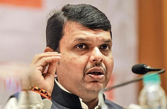 The question regarding Kumbakoni should be asked to the Chief Minister | कुंभकोणी संदर्भातला प्रश्न मुख्यमंत्र्यांना विचारला पाहिजे