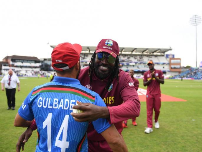 ICC World Cup 2019: Incredible gift to Chris Gayle in the final match of the World Cup | ICC World Cup 2019 : विश्वचषकातील अखेरच्या सामन्यात ख्रिस गेलला संघाने दिली अविस्मरणीय भेट