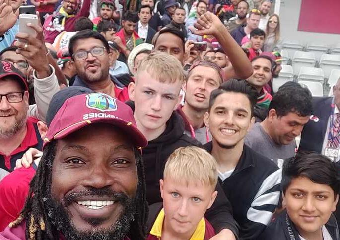 ICC World Cup 2019: After the last match, Gayle opened the secret, watch video ... | ICC World Cup 2019 : अखेरच्या सामन्यानंतर गेलने उघडले गुपित, पाहा व्हिडीओ...