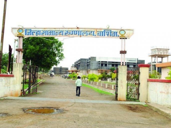 Three beds in District General Hospital for corona treatment! | कोरोना उपचारासाठी जिल्हा सामान्य रुग्णालयात ५० खाटांची व्यवस्था !