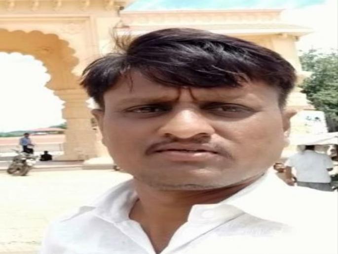 Accident, two-wheeler killed near Songeer | सोनगीरजवळील अपघात, दुचाकीस्वार ठार