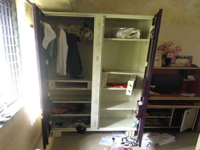 Thieves burglarized at the Javana house on the border | सिमेवरील जवानाच्या घरात चोरट्यांचा डल्ला