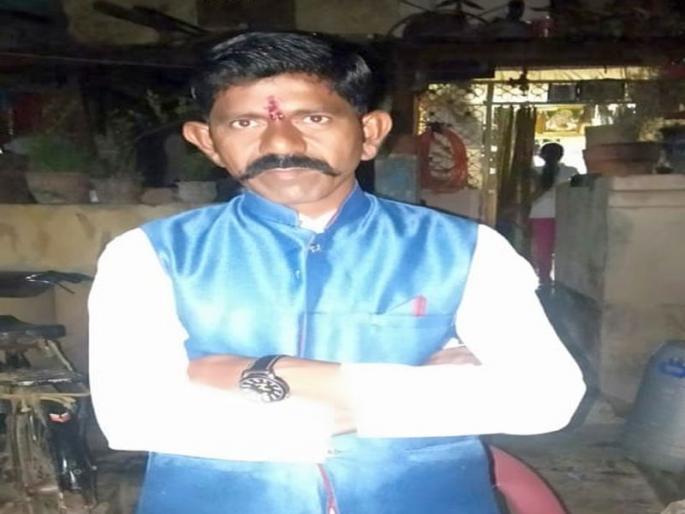 Songeer got a lively one out of the money debate | सोनगीरला पैशांच्या वादातून एकाला जीवंत जाळले Songeer got a lively one out of the money debate | सोनगीरला पैशांच्या वादातून एकाला जीवंत जाळले