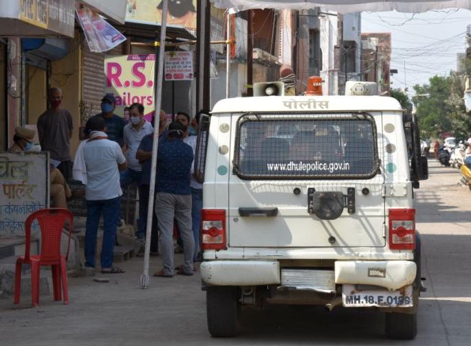 Accused arrested in Dhule murder case | धुळ्यात वृद्धाच्या खूनप्रकरणी आरोपीस अटक Accused arrested in Dhule murder case | धुळ्यात वृद्धाच्या खूनप्रकरणी आरोपीस अटक