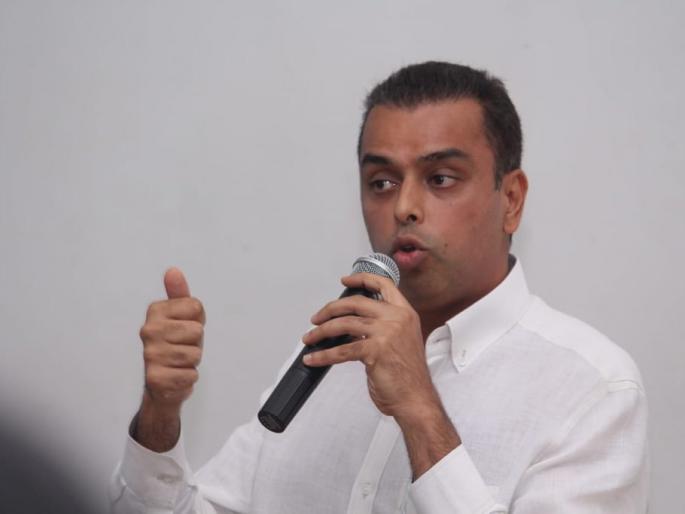 Former Congress MP Milind Deora on BJP's path; Prime Minister Narendra Modi thanked the tweet | काँग्रेसचे माजी खासदार मिलिंद देवरा भाजपाच्या वाटेवर?; पंतप्रधान मोदींनी मानले ट्विटवरुन आभार Former Congress MP Milind Deora on BJP's path; Prime Minister Narendra Modi thanked the tweet | काँग्रेसचे माजी खासदार मिलिंद देवरा भाजपाच्या वाटेवर?; पंतप्रधान मोदींनी मानले ट्विटवरुन आभार