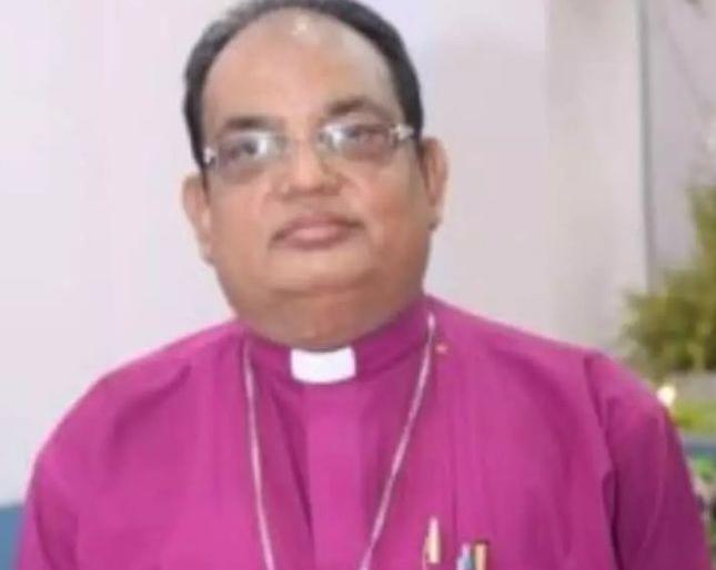 Bishop of Jabalpur detained at Nagpur airport | जबलपूरच्या बिशपला नागपूर विमानतळावर घेतले ताब्यात