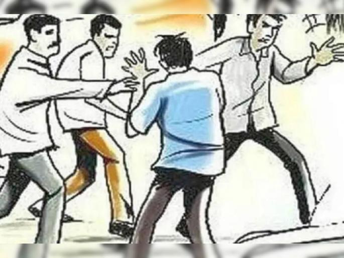 suspected of witchcraft, called outside the house in the middle of the night and brutally beat one; case filed against three | जादूटोण्याच्या संशय, मध्यरात्री घराबाहेर बोलावून एकास बेदम मारहाण; तिघांविरूद्ध गुन्हे दाखल suspected of witchcraft, called outside the house in the middle of the night and brutally beat one; case filed against three | जादूटोण्याच्या संशय, मध्यरात्री घराबाहेर बोलावून एकास बेदम मारहाण; तिघांविरूद्ध गुन्हे दाखल