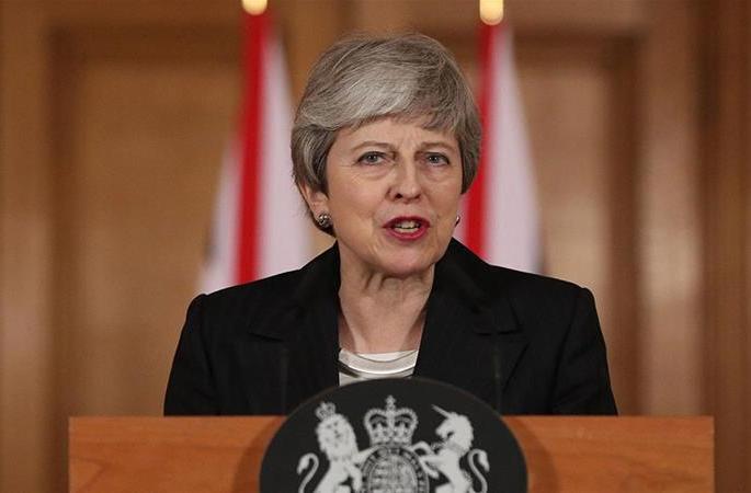 British PM announces resignation | ब्रिटनच्या पंतप्रधानांनी केली राजीनाम्याची घोषणा British PM announces resignation | ब्रिटनच्या पंतप्रधानांनी केली राजीनाम्याची घोषणा