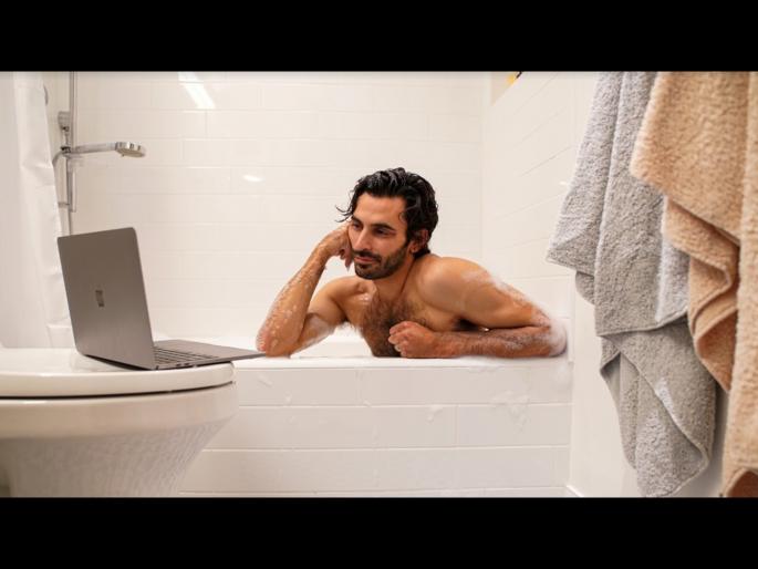 40 thousand salary, work only 35 minutes, no office, you can work in the bathroom! | 40 हजार पगार, काम फक्त 35 मिनिटे, तेही बाथरूममधून; वाचून व्हाल अवाक्... 40 thousand salary, work only 35 minutes, no office, you can work in the bathroom! | 40 हजार पगार, काम फक्त 35 मिनिटे, तेही बाथरूममधून; वाचून व्हाल अवाक्...