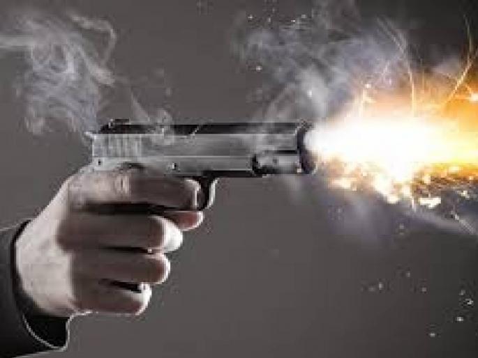 Robbed a petrol pump at gunpoint; Police search opretaion started | शस्त्राच्या धाकावर पेट्रोल पंपाचा गल्ला लुटला; पोलिसांची शोधाशोध Robbed a petrol pump at gunpoint; Police search opretaion started | शस्त्राच्या धाकावर पेट्रोल पंपाचा गल्ला लुटला; पोलिसांची शोधाशोध