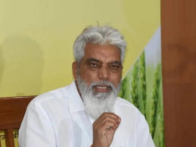 Good things are always hindered by opponents says Minister Dada Bhuse without mentioning Uddhav Thackeray name | विरोधकांकडून चांगल्या गोष्टीत नेहमीच बाधा; मंत्री दादा भुसेंचा उद्धव ठाकरेंचे नाव न घेता टोला Good things are always hindered by opponents says Minister Dada Bhuse without mentioning Uddhav Thackeray name | विरोधकांकडून चांगल्या गोष्टीत नेहमीच बाधा; मंत्री दादा भुसेंचा उद्धव ठाकरेंचे नाव न घेता टोला