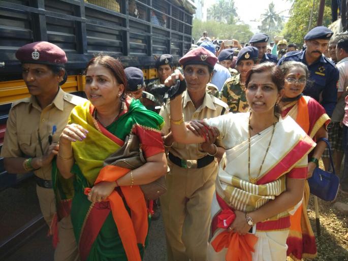 Will not run, will not run, Kolhapur demonstrations of Maharashtra Integration Committee, 35 activists in custody, | नही चलेगी, नही चलेगी, दादागिरी नही चलेगीच्या घोषणात महाराष्ट्र एकीकरण समितीची कोल्हापूरात निदर्शने, ३५ कार्यकर्ते ताब्यात, Will not run, will not run, Kolhapur demonstrations of Maharashtra Integration Committee, 35 activists in custody, | नही चलेगी, नही चलेगी, दादागिरी नही चलेगीच्या घोषणात महाराष्ट्र एकीकरण समितीची कोल्हापूरात निदर्शने, ३५ कार्यकर्ते ताब्यात,