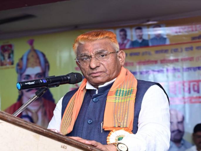 maharashtra assembly vidhan sabha election 2024 result bjp leader in arvi dadarao keche changed decision of political retirement | निकालापूर्वी राजकीय संन्यास जाहीर केला, भाजपाला मोठे यश मिळताच निर्णय बदलला; नेते म्हणाले... maharashtra assembly vidhan sabha election 2024 result bjp leader in arvi dadarao keche changed decision of political retirement | निकालापूर्वी राजकीय संन्यास जाहीर केला, भाजपाला मोठे यश मिळताच निर्णय बदलला; नेते म्हणाले...