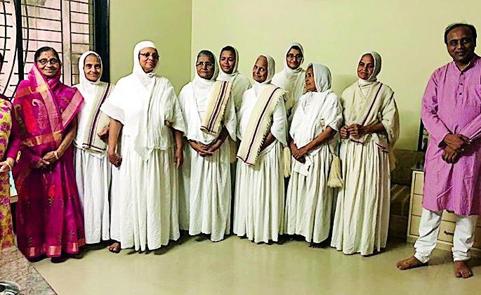 Sadhvi Amiprashashreeji arrives in Nagpur | साध्वी अमिपूर्णश्रीजींचे नागपुरात आगमन