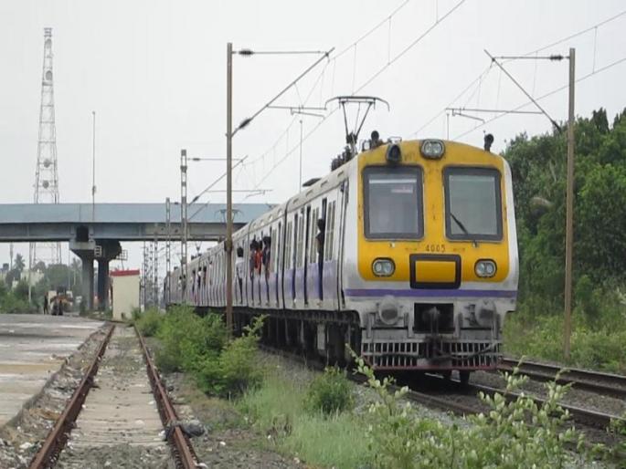  Closure of monthly passes; Relief to Dahanu-Vaitarna passengers, land shown to station managers | मासिक पासवरील शिक्के बंद; डहाणू-वैतरणा प्रवाशांना दिलासा, स्टेशन प्रबंधकांना दाखविली जमीन