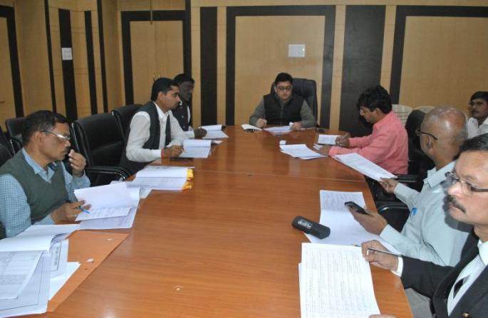 Quickly dispose off cases at Vigilance Committee: Ashwin Mudgal | दक्षता समितीकडील प्रकरणे त्वरित निकाली काढा : अश्विन मुदगल