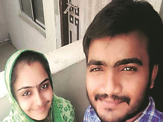 Dalit man hacked to death by upper caste in laws in gujarat | उच्चवर्णीय मुलीशी विवाह केल्यानं दलित तरुणाची निर्घृण हत्या Dalit man hacked to death by upper caste in laws in gujarat | उच्चवर्णीय मुलीशी विवाह केल्यानं दलित तरुणाची निर्घृण हत्या