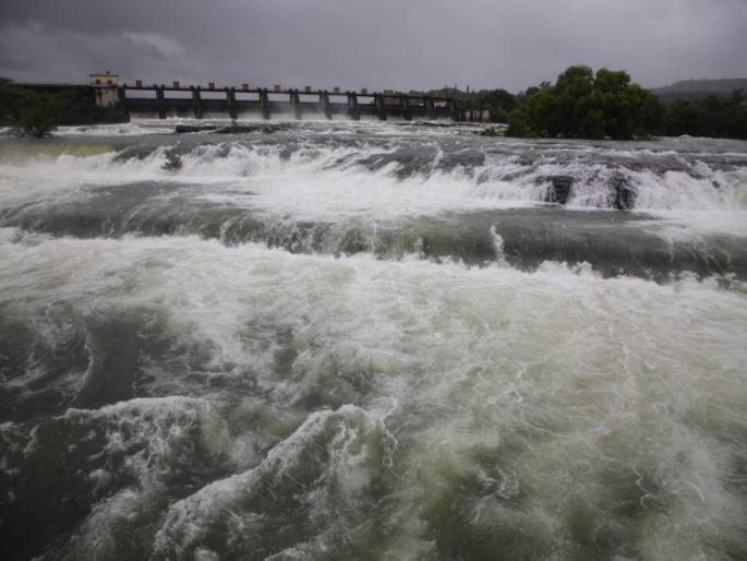 Pune dam 50 percent full The rain however subsided | Pune Rain Update: पुण्यातील धरणे ५० टक्के भरली; पावसाचा जोर मात्र ओसरला Pune dam 50 percent full The rain however subsided | Pune Rain Update: पुण्यातील धरणे ५० टक्के भरली; पावसाचा जोर मात्र ओसरला