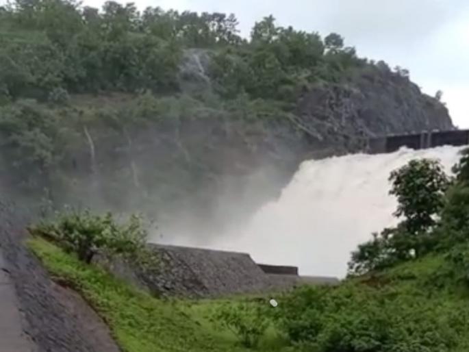 Chilhewadi dam in Junnar taluka overflows | Pune Rain Update: जुन्नर तालुक्यातील चिल्हेवाडी धरण 'ओव्हरफ्लो' Chilhewadi dam in Junnar taluka overflows | Pune Rain Update: जुन्नर तालुक्यातील चिल्हेवाडी धरण 'ओव्हरफ्लो'
