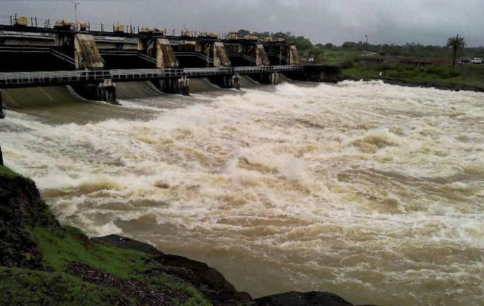 Dam in Nagpur Division 'Full' | नागपूर विभागातील धरणे ‘फुल्ल’ Dam in Nagpur Division 'Full' | नागपूर विभागातील धरणे ‘फुल्ल’