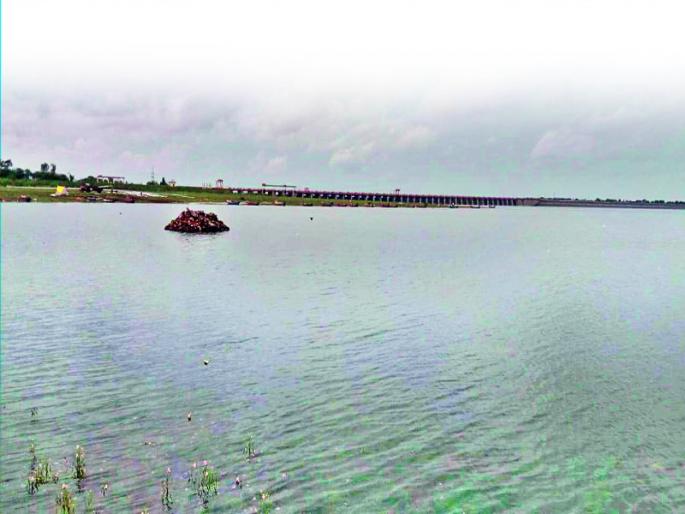 The panshet dam also filled 100 percent | पानशेत धरणही शंभर टक्के भरले; साखळीतील ४ धरणांतील साठा २६ टीएमसीवर The panshet dam also filled 100 percent | पानशेत धरणही शंभर टक्के भरले; साखळीतील ४ धरणांतील साठा २६ टीएमसीवर