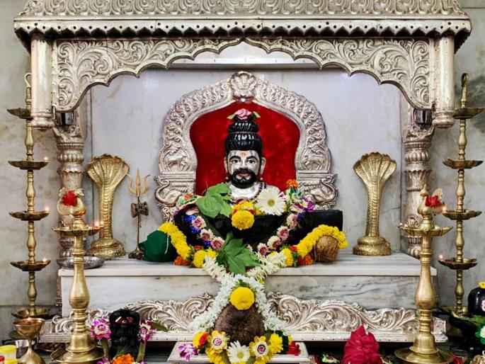 stealing found from damodar mandir three months of searching | दामोदर सालातील चोरीचा छडा; तब्बल तीन महिने शोधकार्य  stealing found from damodar mandir three months of searching | दामोदर सालातील चोरीचा छडा; तब्बल तीन महिने शोधकार्य