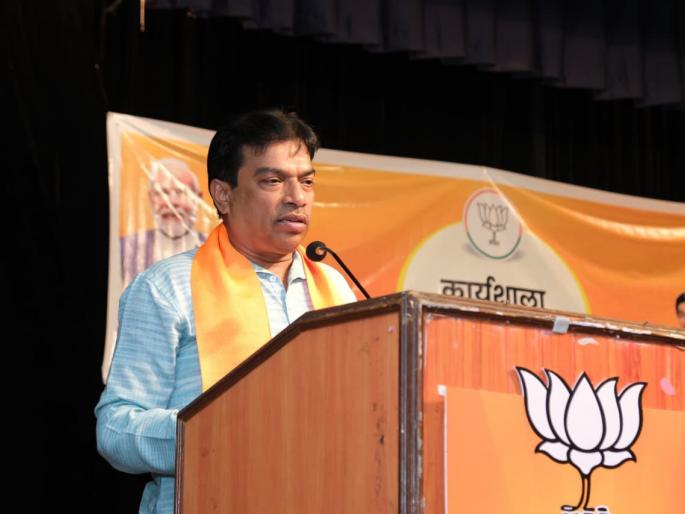 who has a cow is rich said goa bjp damu naik | ज्याच्याकडे गोमाता आहे, तोच श्रीमंत : दामू नाईक who has a cow is rich said goa bjp damu naik | ज्याच्याकडे गोमाता आहे, तोच श्रीमंत : दामू नाईक