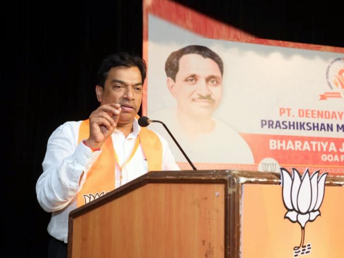 bjp wins ponda constituency only through ravi naik struggle said state president damu naik | रवी नाईकांच्या संघर्षातूनच फोंडा मतदारसंघ भाजपकडे: प्रदेशाध्यक्ष दामू नाईक bjp wins ponda constituency only through ravi naik struggle said state president damu naik | रवी नाईकांच्या संघर्षातूनच फोंडा मतदारसंघ भाजपकडे: प्रदेशाध्यक्ष दामू नाईक