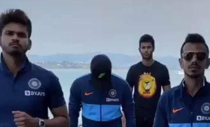 NZvIND: Tik Tok video of Indian team goes viral; The third player is exactly who ... | NZvIND : भारतीय संघाचा Tik Tok व्हिडीओ झाला वायरल; तिसरा खेळाडू नेमका आहे तरी कोण...