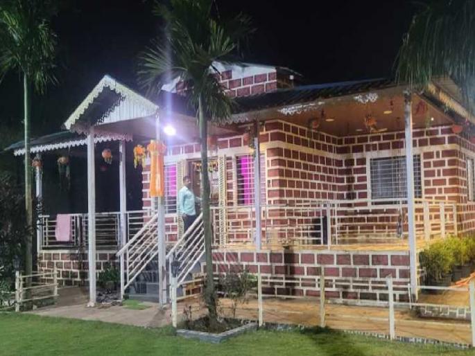 Raid on Kode Budruk farmhouse dance bar, 31 people including resort owner arrested in Kolhapur | Kolhapur: कोदे बुद्रूकच्या फार्महाऊसमधील डान्सबारवर छापा, रिसॉर्ट मालकासह ४२ जण ताब्यात  Raid on Kode Budruk farmhouse dance bar, 31 people including resort owner arrested in Kolhapur | Kolhapur: कोदे बुद्रूकच्या फार्महाऊसमधील डान्सबारवर छापा, रिसॉर्ट मालकासह ४२ जण ताब्यात