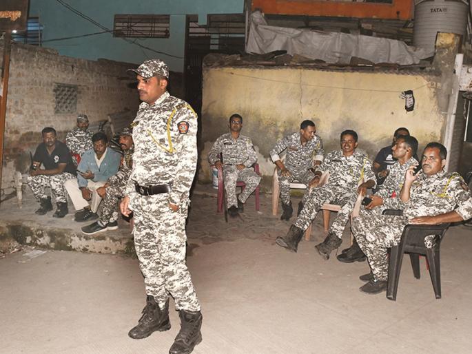 Clashes between two groups in Harshnagar over objectionable statement; Riot control team deployed overnight | आक्षेपार्ह वक्तव्यावरून हर्षनगरात दोन गटांत राडा; रात्रीतून दंगा काबू पथक तैनात