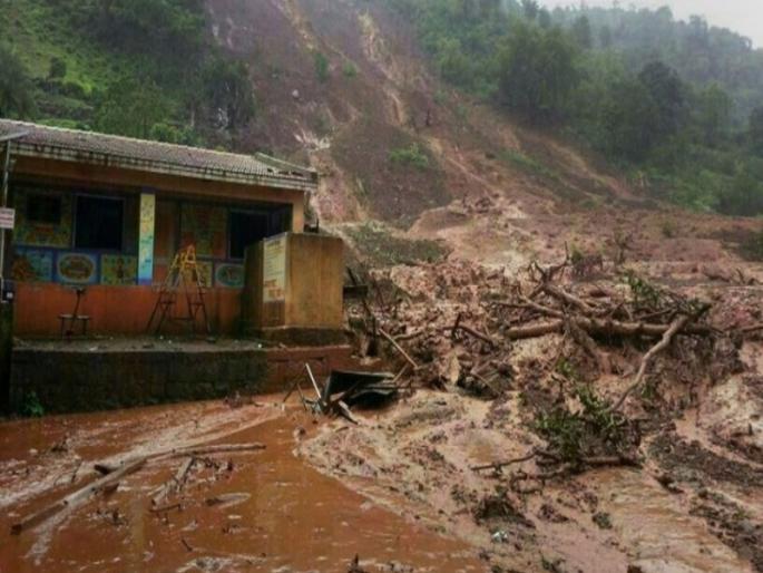Due to rain development works of 23 dangerous villages have been blocked | पावसामुळे २३ धोकादायक गावांची विकास कामे ठप्प Due to rain development works of 23 dangerous villages have been blocked | पावसामुळे २३ धोकादायक गावांची विकास कामे ठप्प