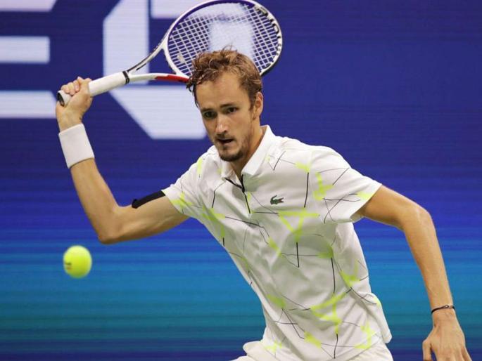 Russian tennis player impresses PM Narendra Modi | रशियन टेनिसपटूने केले पंतप्रधान नरेंद्र मोदींना प्रभावित Russian tennis player impresses PM Narendra Modi | रशियन टेनिसपटूने केले पंतप्रधान नरेंद्र मोदींना प्रभावित