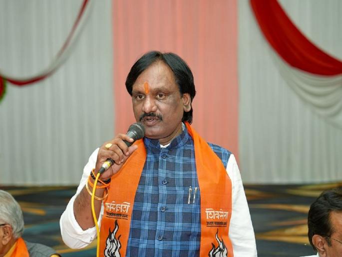 Shinde Sena means given bread and told to do the work; Ambadas Danve's harsh criticism | शिंदेसेना म्हणजे दिल्या भाकरीचे अन् सांगितल्या कामाचे; अंबादास दानवेंची खरमरीत टीका Shinde Sena means given bread and told to do the work; Ambadas Danve's harsh criticism | शिंदेसेना म्हणजे दिल्या भाकरीचे अन् सांगितल्या कामाचे; अंबादास दानवेंची खरमरीत टीका