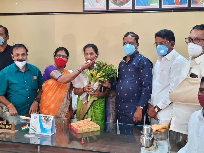 Yogita Bandre unopposed as Committee Chairperson of Dapoli Panchayat Samiti | दापोली पंचायत समितीच्या समिती सभापतीपदी योगिता बांद्रे बिनविरोध Yogita Bandre unopposed as Committee Chairperson of Dapoli Panchayat Samiti | दापोली पंचायत समितीच्या समिती सभापतीपदी योगिता बांद्रे बिनविरोध