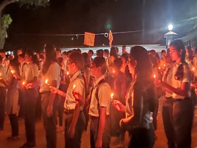 The movement of the students of Konkan Agricultural University continues, the government has not taken any notice yet | कोकण कृषी विद्यापीठाच्या विद्यार्थ्यांचे धरणे आंदोलन सुरूच, सरकारने घेतली नाही अद्याप दखल The movement of the students of Konkan Agricultural University continues, the government has not taken any notice yet | कोकण कृषी विद्यापीठाच्या विद्यार्थ्यांचे धरणे आंदोलन सुरूच, सरकारने घेतली नाही अद्याप दखल