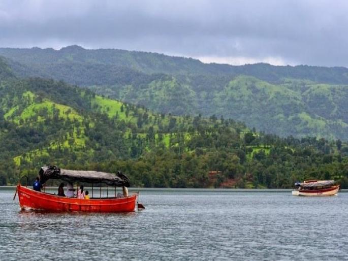 Dispute between two boat clubs in Tapola; Vashal Boat Club members watershed warning | Satara: तापोळा येथील दोन बोट क्लबमधील वाद; विशाल बोट क्लब सदस्यांचा जलसमाधीचा इशारा Dispute between two boat clubs in Tapola; Vashal Boat Club members watershed warning | Satara: तापोळा येथील दोन बोट क्लबमधील वाद; विशाल बोट क्लब सदस्यांचा जलसमाधीचा इशारा