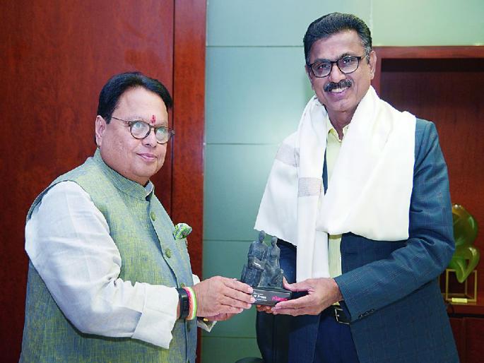 Collective efforts to prevent college students from dropping out; Decision in the meeting of the Vice-Chancellor of Vidarbha | महाविद्यालयीन विद्यार्थ्यांची गळती रोखण्यासाठी सामूहिक प्रयत्न; विदर्भातील कुलगुरूंच्या बैठकीत निर्धार Collective efforts to prevent college students from dropping out; Decision in the meeting of the Vice-Chancellor of Vidarbha | महाविद्यालयीन विद्यार्थ्यांची गळती रोखण्यासाठी सामूहिक प्रयत्न; विदर्भातील कुलगुरूंच्या बैठकीत निर्धार