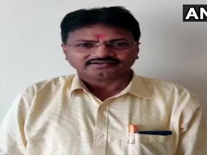 Maharashtra Government im with sharad pawar and ajit pawar says ncp mla daulat daroda | Maharashtra Government: 'त्या' बेपत्ता आमदाराचा व्हिडीओ आला; पण भूमिकेमुळे गोंधळ आणखी वाढला Maharashtra Government im with sharad pawar and ajit pawar says ncp mla daulat daroda | Maharashtra Government: 'त्या' बेपत्ता आमदाराचा व्हिडीओ आला; पण भूमिकेमुळे गोंधळ आणखी वाढला