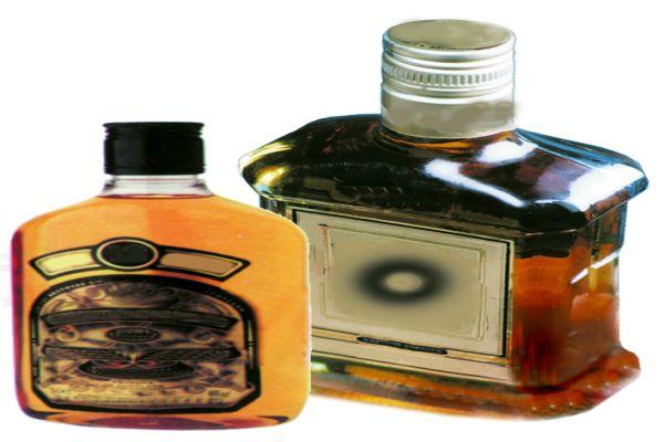 A stone was hit in the head for not paying for alcohol | दारुसाठी पैसे न दिल्याने डोक्यात मारला दगडी पाटा A stone was hit in the head for not paying for alcohol | दारुसाठी पैसे न दिल्याने डोक्यात मारला दगडी पाटा