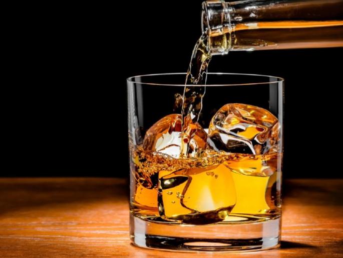 Shocking! A drunk man bites his fathers hand | धक्कादायक ! दारुच्या नशेत तरुणाने वडीलांच्या हाताचा घेतला चावा Shocking! A drunk man bites his fathers hand | धक्कादायक ! दारुच्या नशेत तरुणाने वडीलांच्या हाताचा घेतला चावा