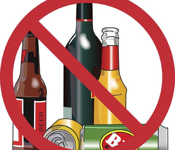 Badge to take action against 1.5 thousand people, illegal liquor liquor seized and seized Rs. | दीड हजार जणांवर कारवाईचा बडगा, बेकायदा मद्यविक्री, साडेसहा कोटींचा ऐवज जप्त  Badge to take action against 1.5 thousand people, illegal liquor liquor seized and seized Rs. | दीड हजार जणांवर कारवाईचा बडगा, बेकायदा मद्यविक्री, साडेसहा कोटींचा ऐवज जप्त