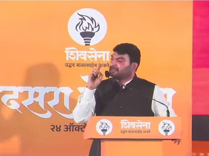 "You can maintain the government even after the court verdict goes against it, so why delay in giving reservation to the Marathas?" | ‘कोर्टाचा निकाल विरोधात गेल्यावरही सरकार टिकवू शकता, मग मराठ्यांना टिकणार आरक्षण देण्यास उशीर का?’ "You can maintain the government even after the court verdict goes against it, so why delay in giving reservation to the Marathas?" | ‘कोर्टाचा निकाल विरोधात गेल्यावरही सरकार टिकवू शकता, मग मराठ्यांना टिकणार आरक्षण देण्यास उशीर का?’