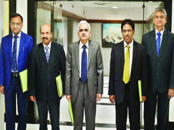  RBI expects big cut in domestic production | देशांतर्गत उत्पादनवाढीत आरबीआयने व्यक्त केली मोठ्या कपातीची शक्यता