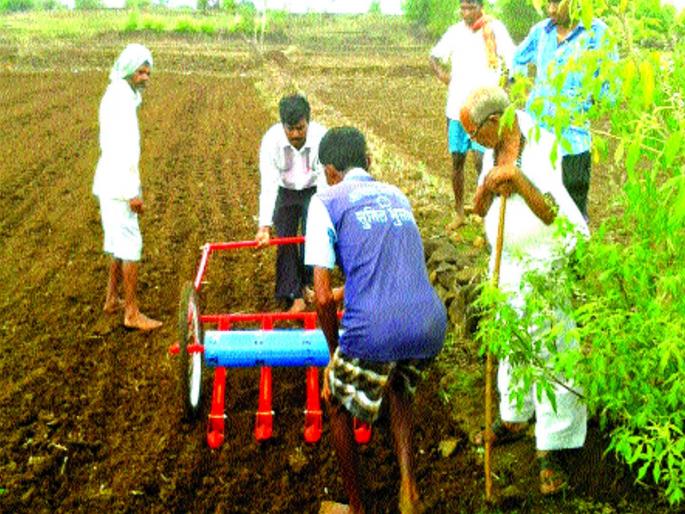 Settle on the rainy season; Use modern methods | लहरी पावसावर तोडगा; वापरा आधुनिक पद्धती Settle on the rainy season; Use modern methods | लहरी पावसावर तोडगा; वापरा आधुनिक पद्धती